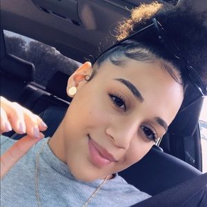 Meet your Posher, Tiffany